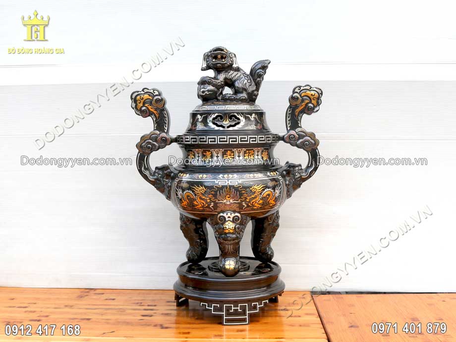 Đỉnh đồng thờ c&uacute;ng mang &yacute; nghĩa biểu tượng tốt l&agrave;nh trong văn h&oacute;a thờ c&uacute;ng người Việt